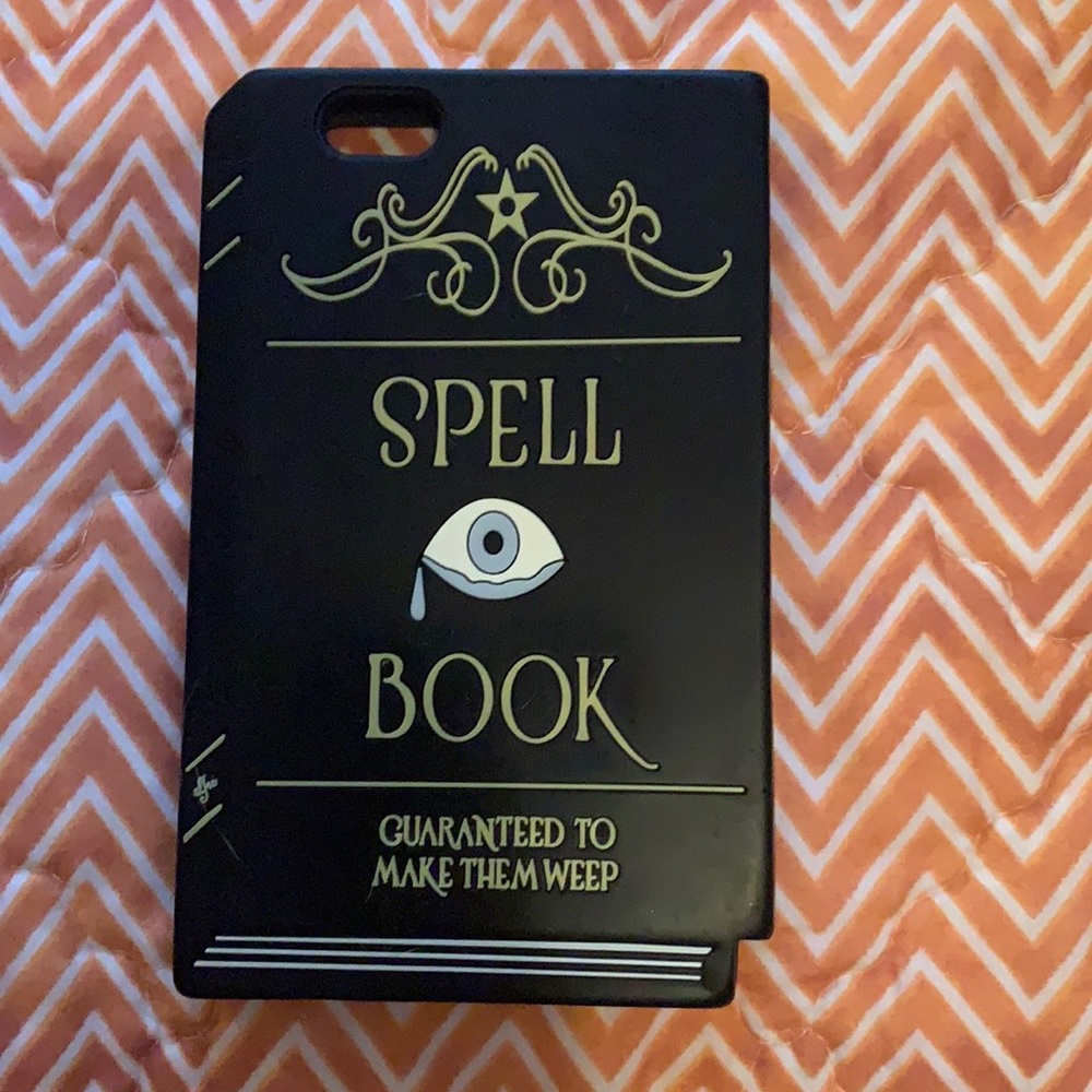 Valfre Spellbook iPhone 6-6s case